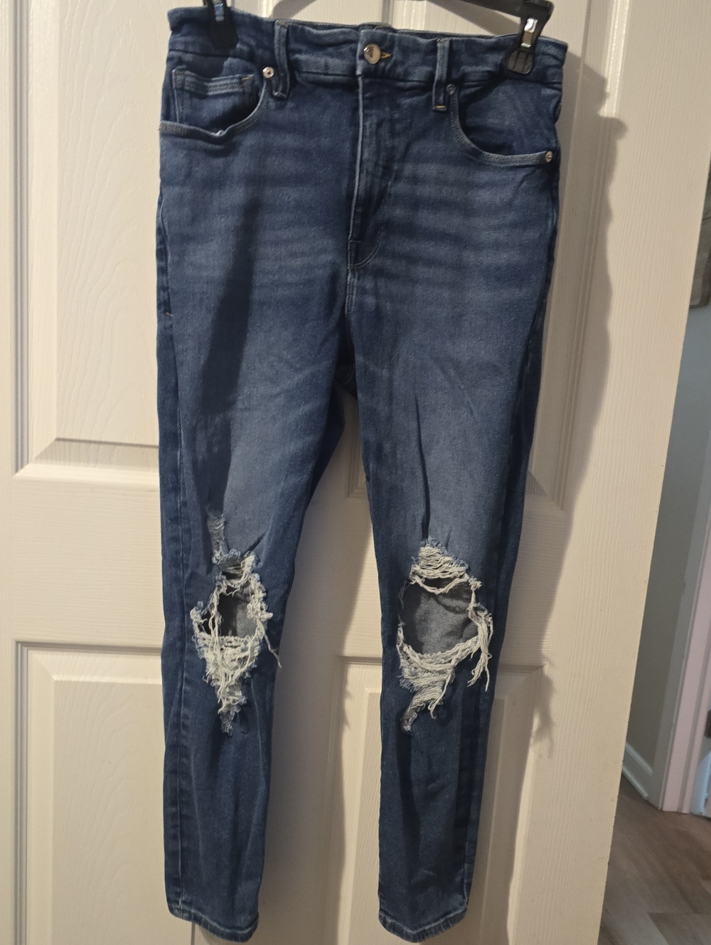 Good American Distressed Skinny Jeans - Dark Blue